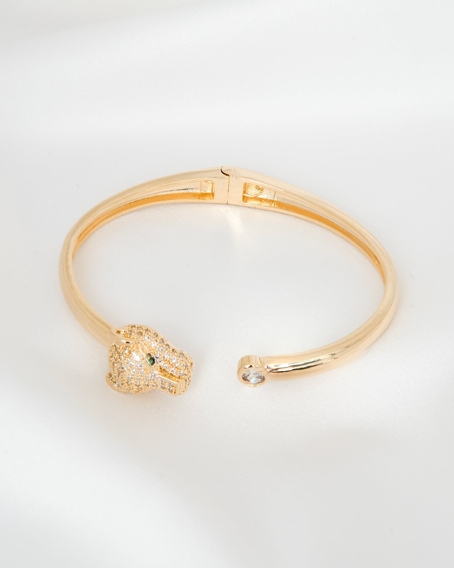 Bracelete Aberto Articulado Pantera Microcravejada Luxo