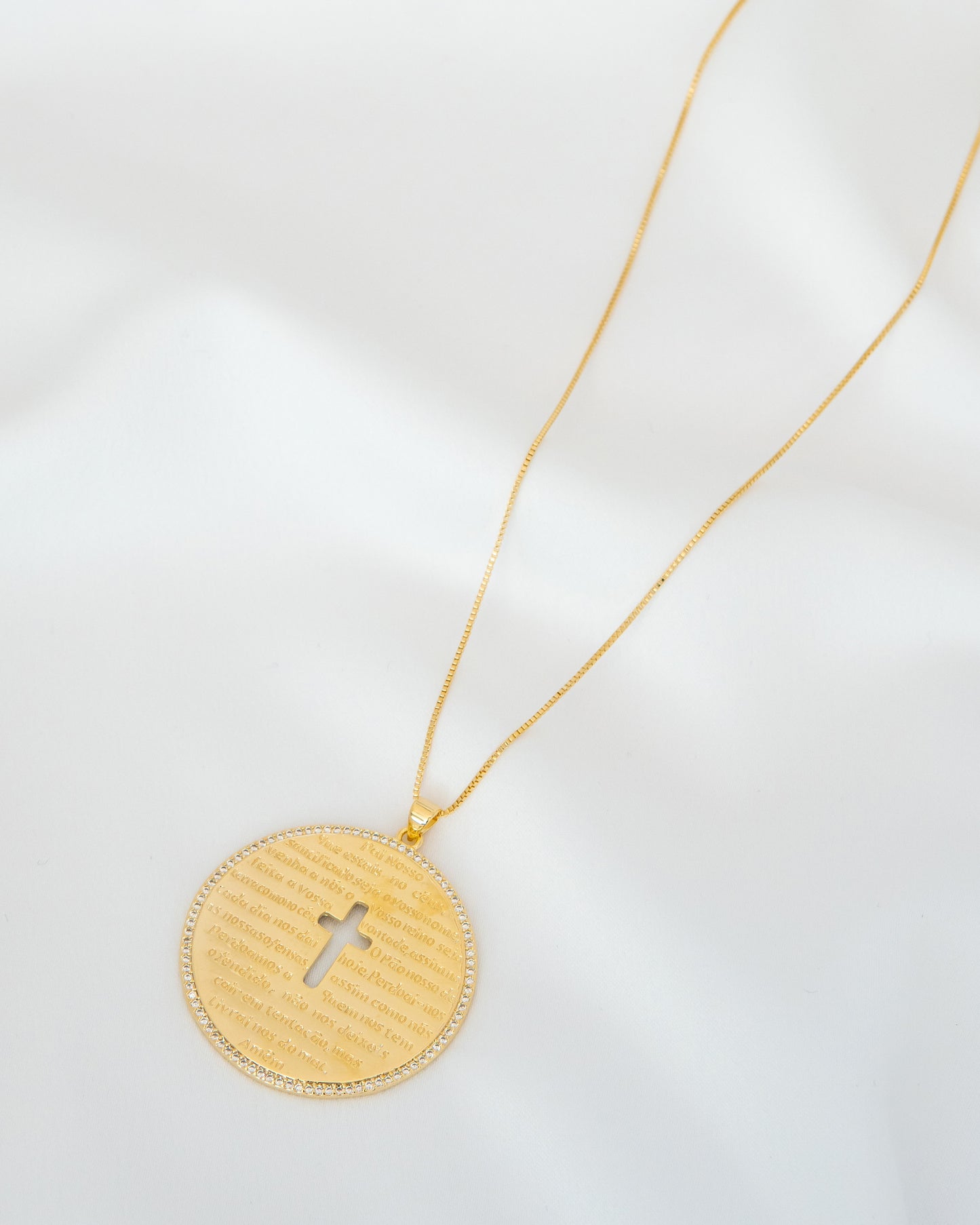 Colar Veneziana com Medalha Oração do Pai Nosso com Cruz Vazada