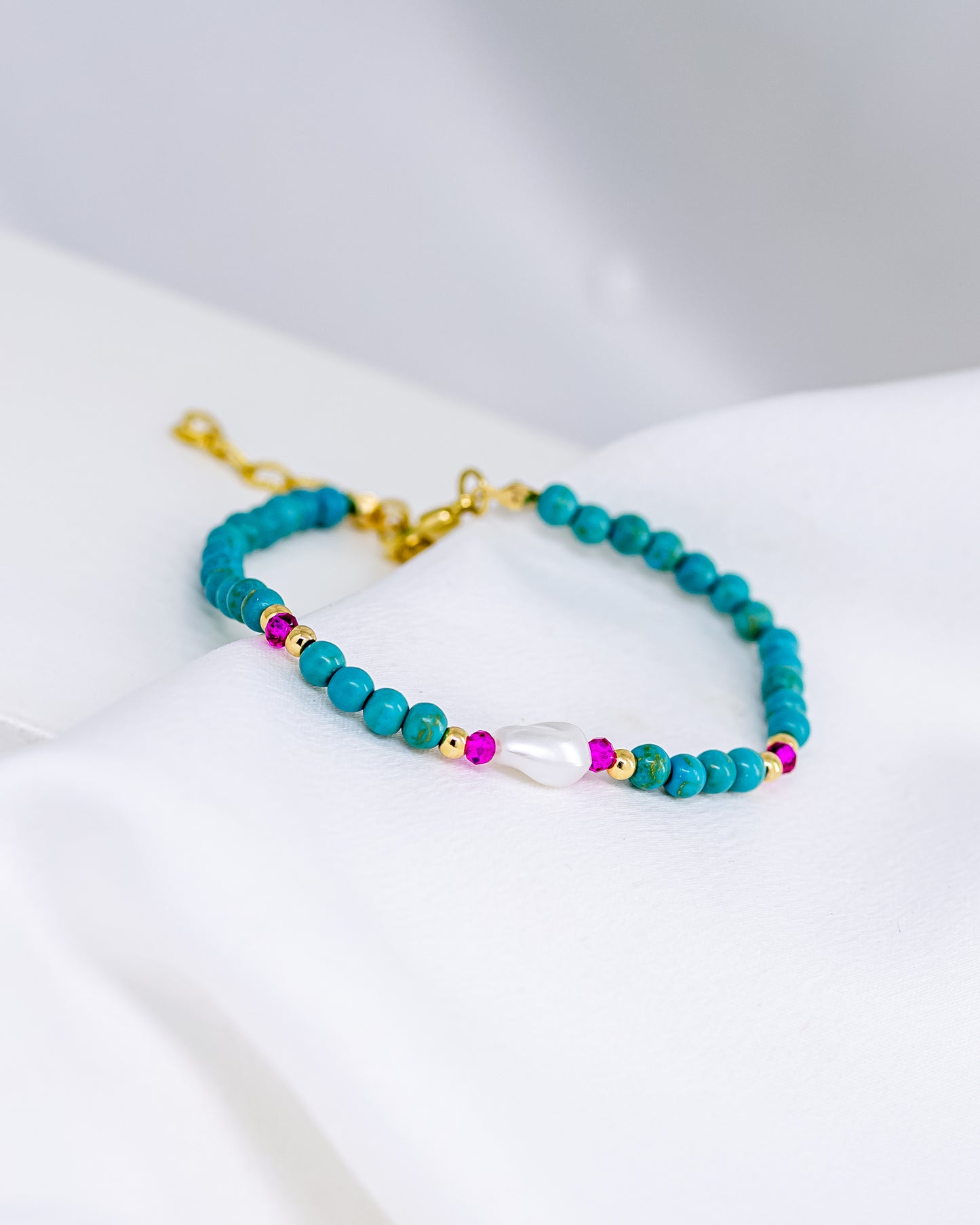 Pulseira Bolinha Turquesa Com Pérola Central