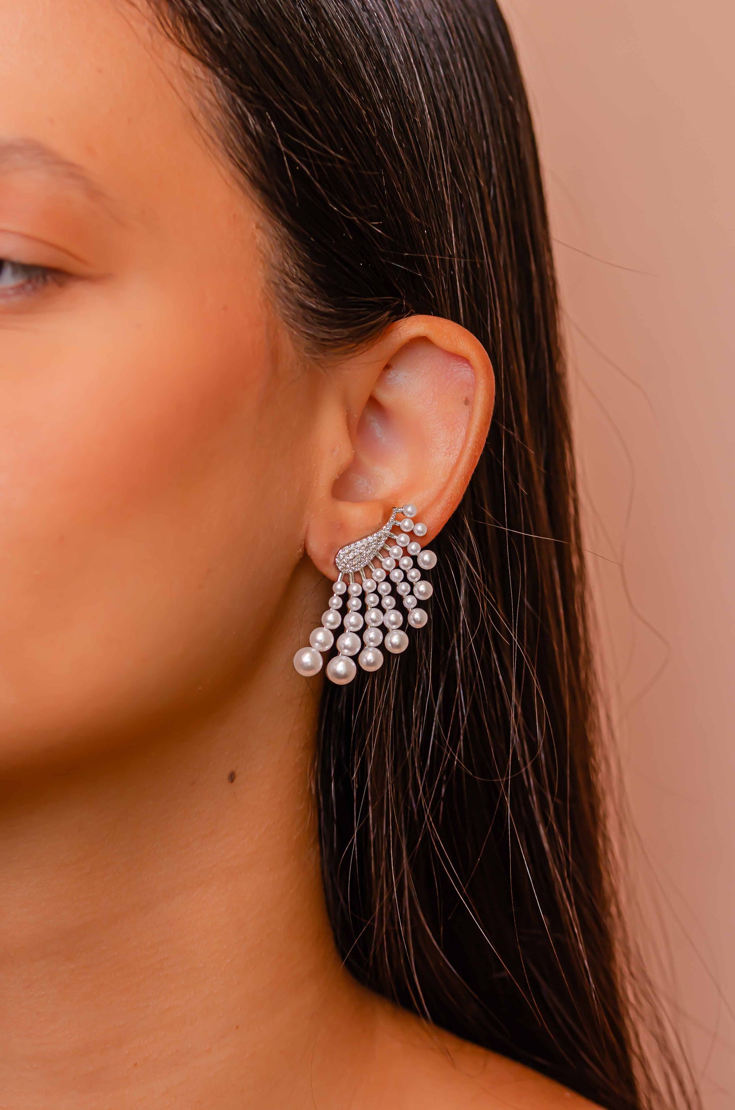 Brinco Ear Cuff Microcravejado Com Pérola (Ródio Branco)