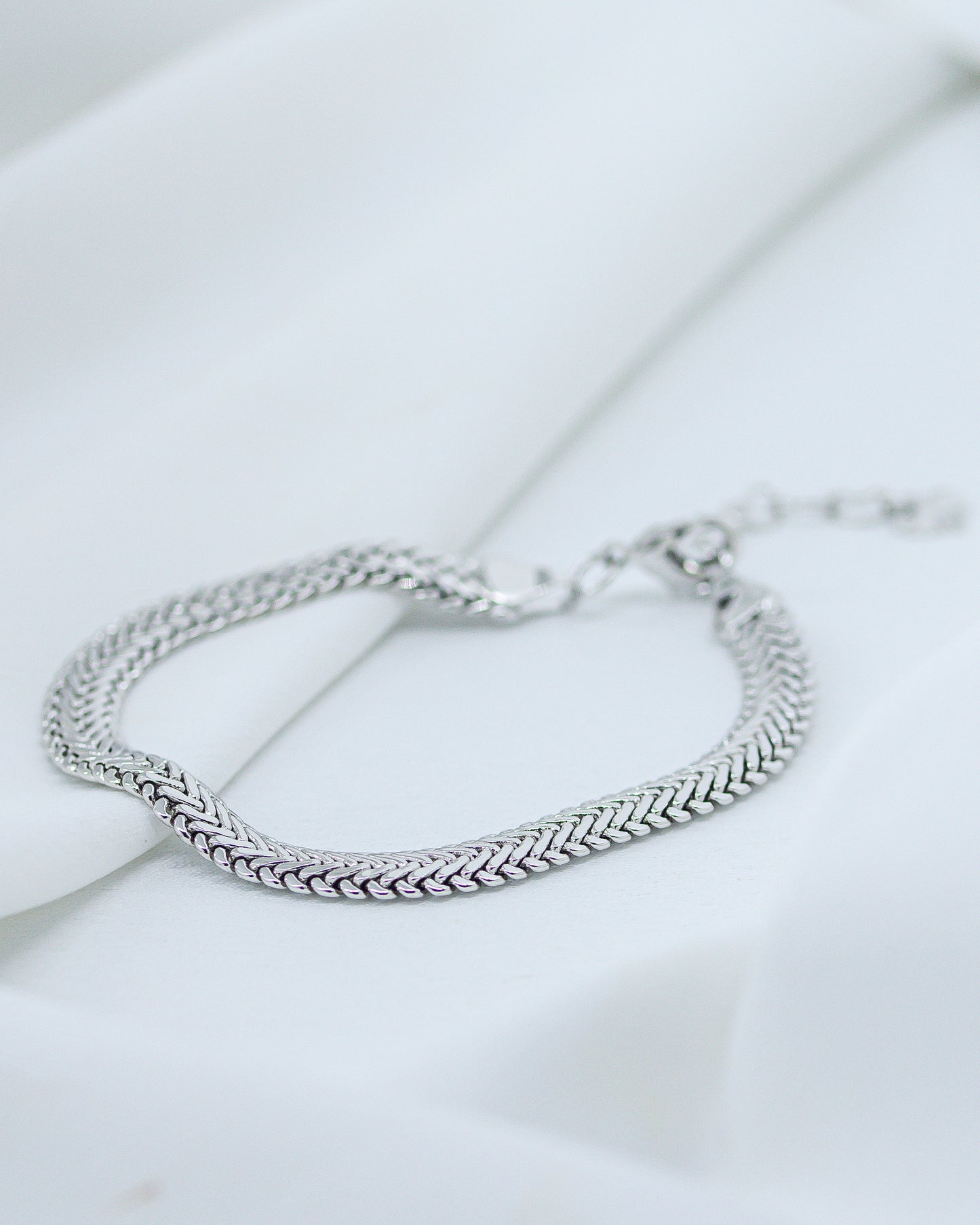 Pulseira Malha 6mm Espessura no Ródio Branco