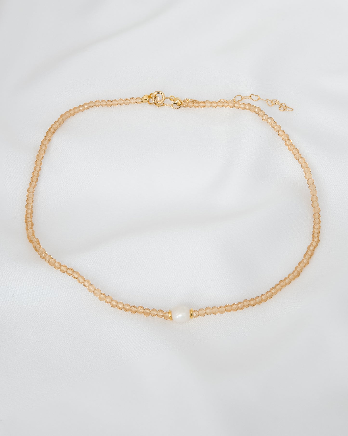 Choker Cristal Ocre Bege com Pérola de Água Doce