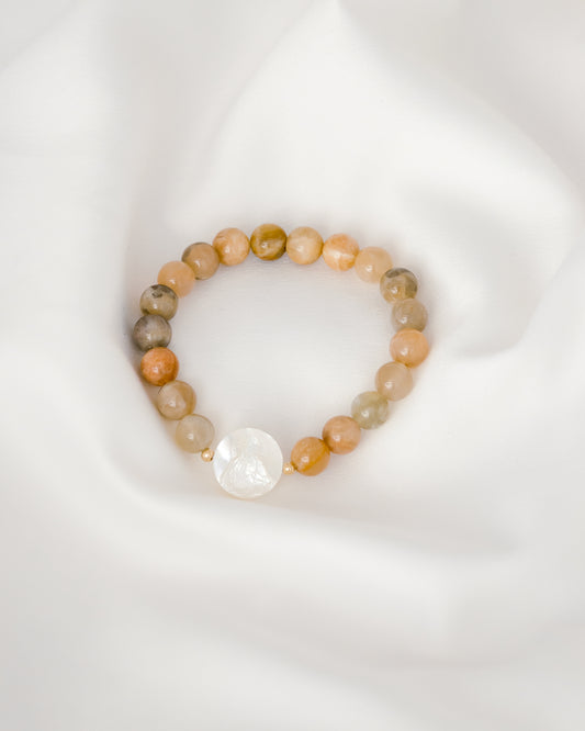 Pulseira Pedra Natural Calcita com Madrepérola Sagrado Coração de Jesus