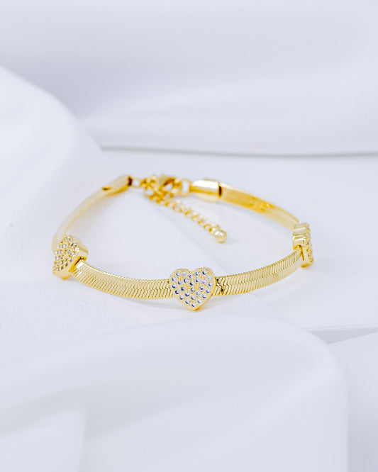 Pulseira Fita com Corações Cravejados