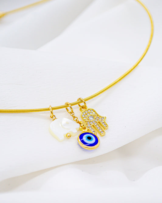 Choker Corda de Violão com Pingentes Místicos