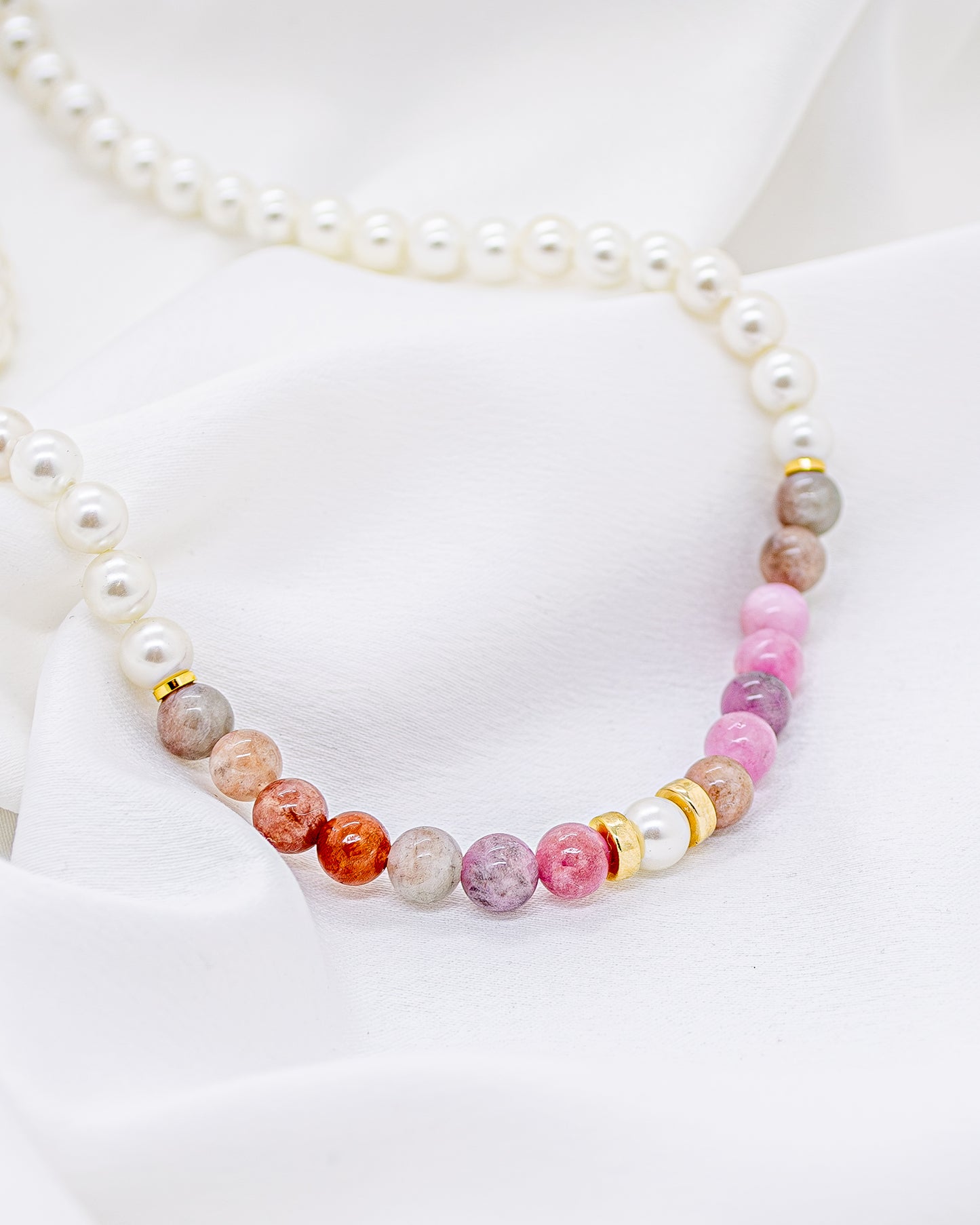 Choker Pérolas e Pedras Naturais