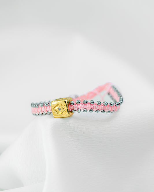 Pulseira Macramê Regulável Olho Grego Rosa Claro