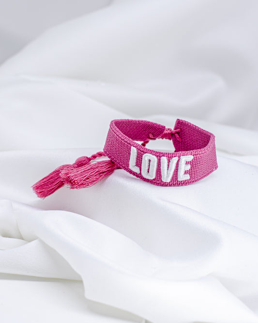 Pulseira de Tecido Magenta Bordado "Love" Ajustável
