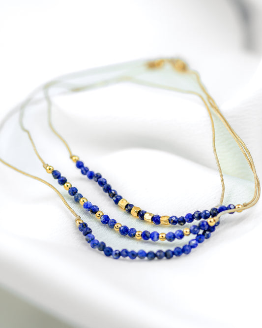 Trio de Pulseiras Macramê Reguláveis Mini Pedras Azul Royal
